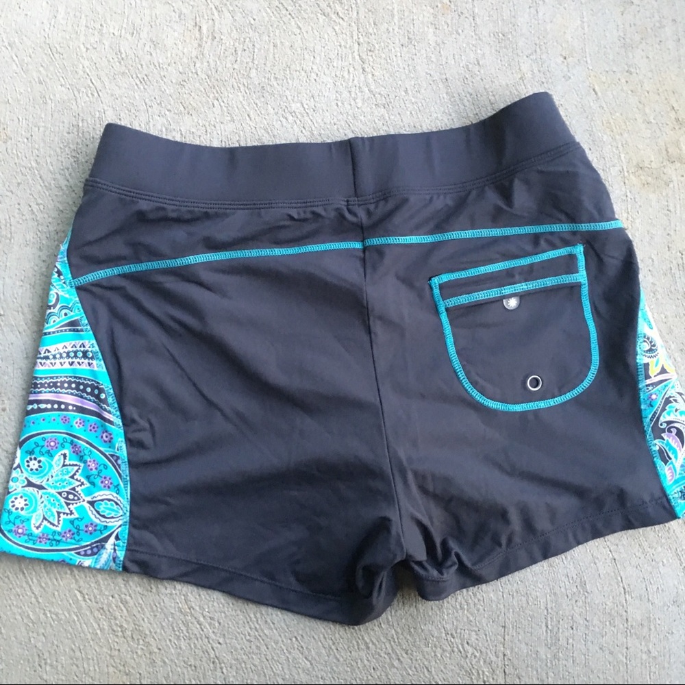 Athleta Shorts - Picture 5 of 6